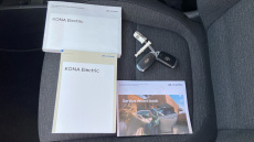 Hyundai KONA 100kW Premium 39kWh 5dr Auto Electric Hatchback